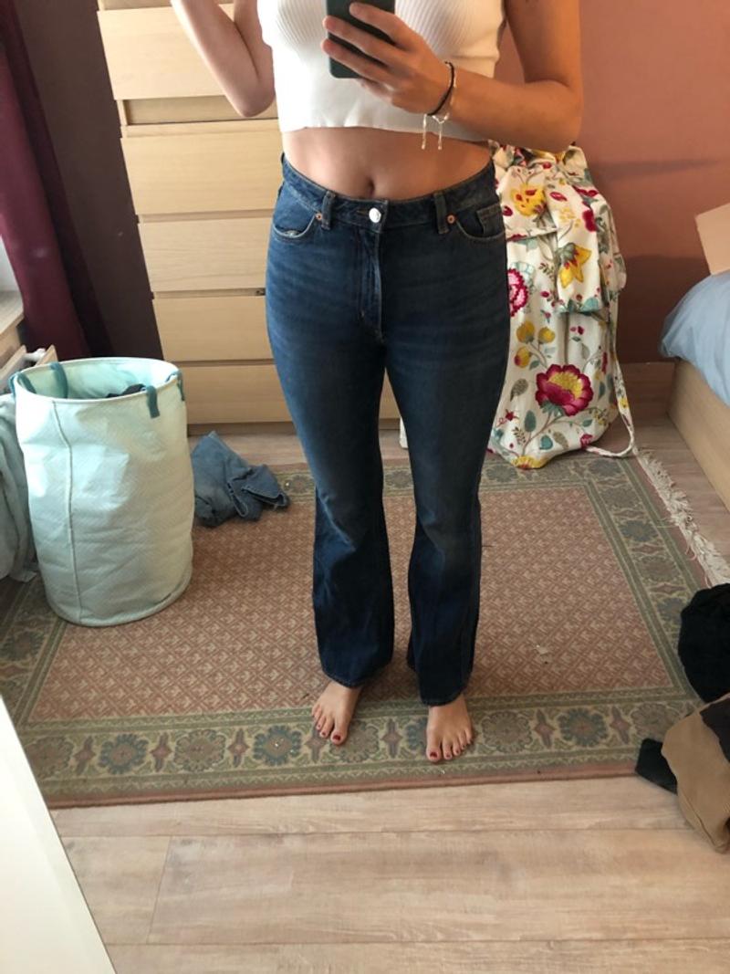 Bootleg high waist jeans