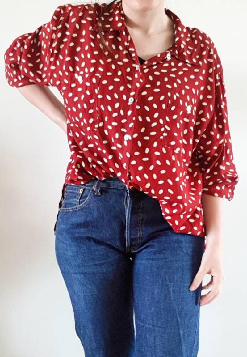 Vintage blouse polkadots